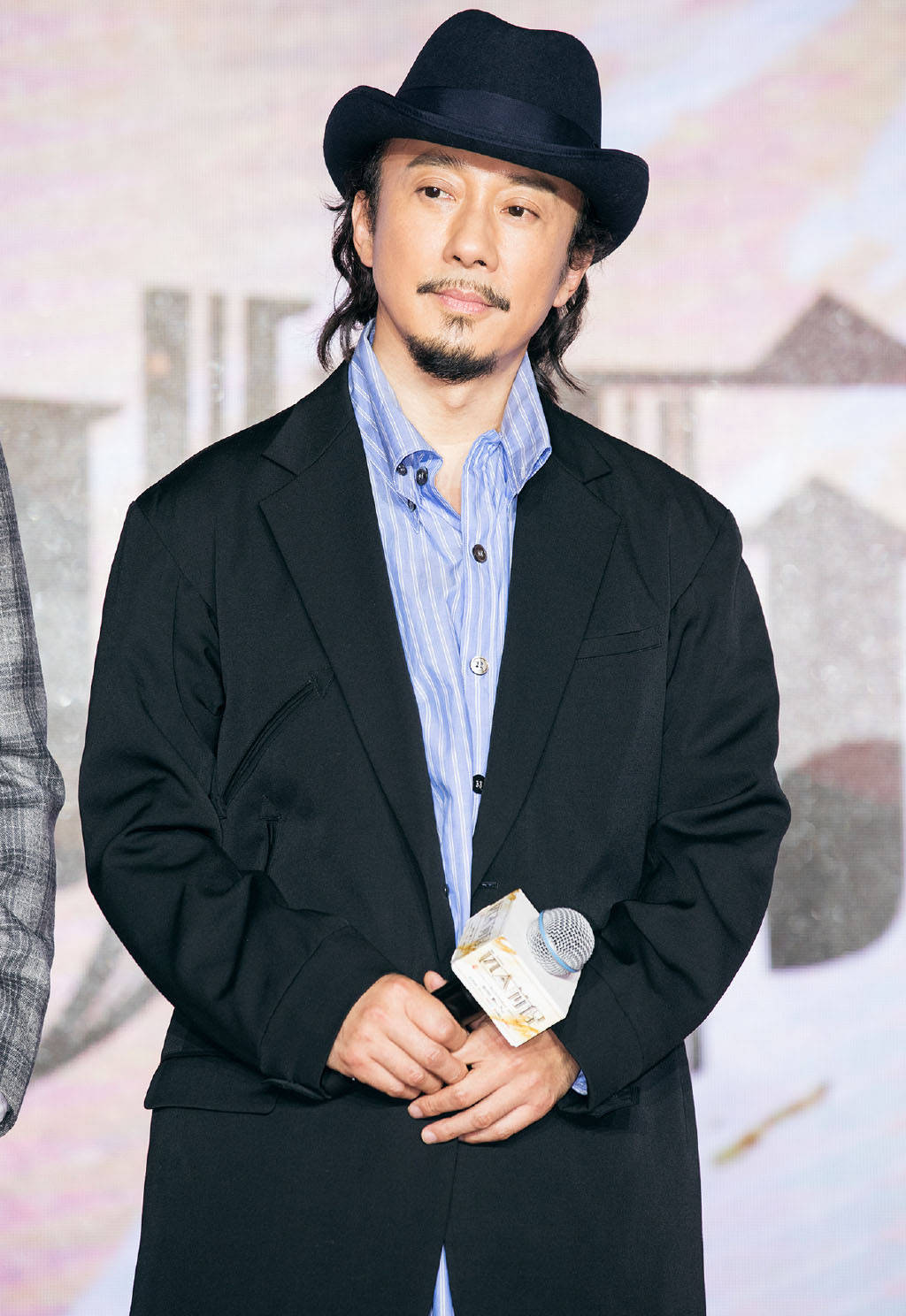 事实证明,55岁的赵立新,已经活成了一个"笑话"_瑞典_俄语_成为了