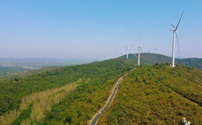 江淮分水岭风景道图片