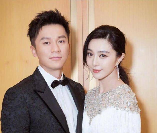 李晨升级当爸,和妻子饭后散步显甜蜜,孕肚明显好事将近_名字_孩子