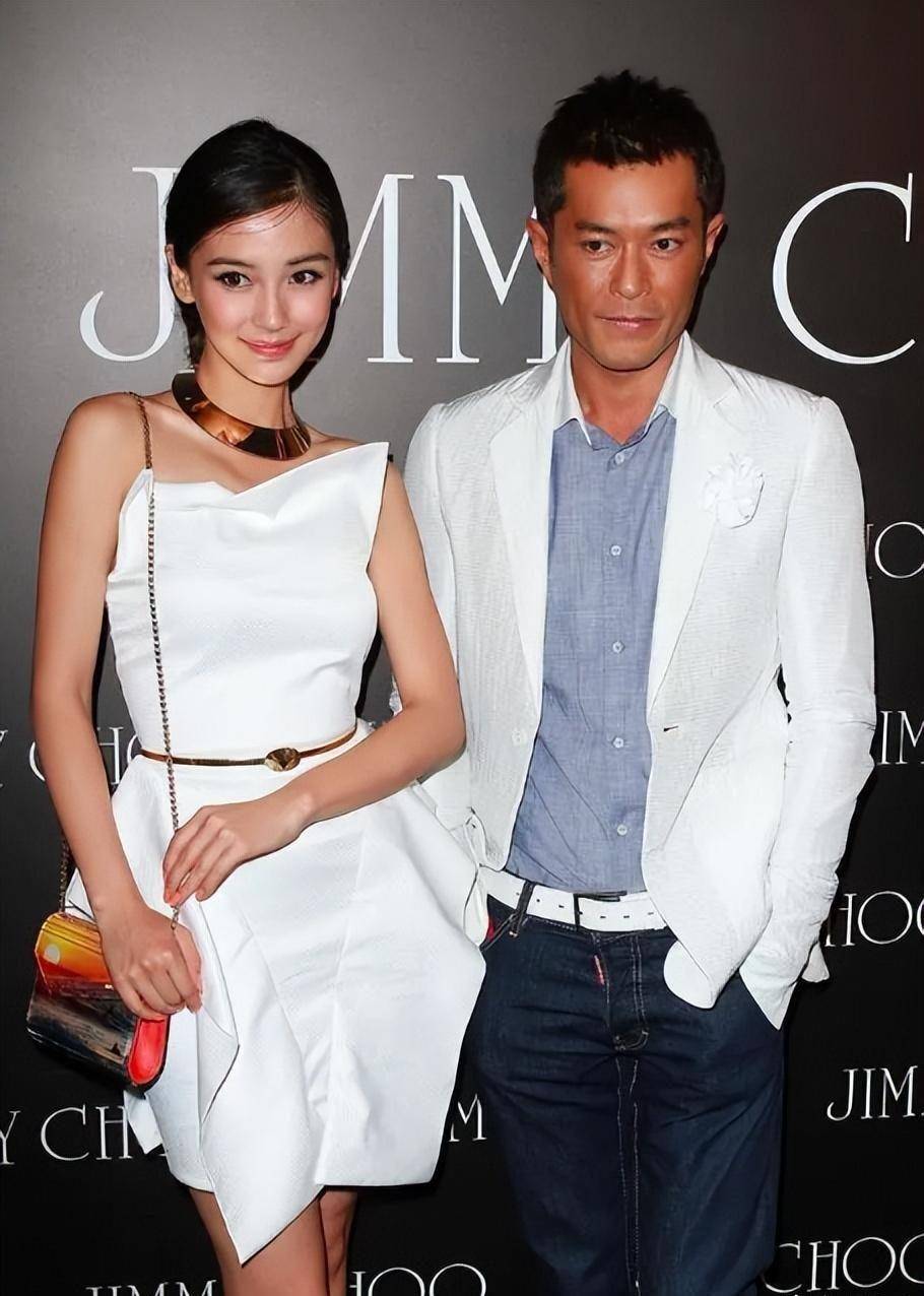 香港第一娱记丑恶嘴脸:造谣生事还威胁恐吓,成龙陈冠希晦气躺枪_杨颖