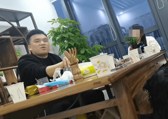 新国丰控股集团公司“新世界”涉嫌集资诈骗：疑