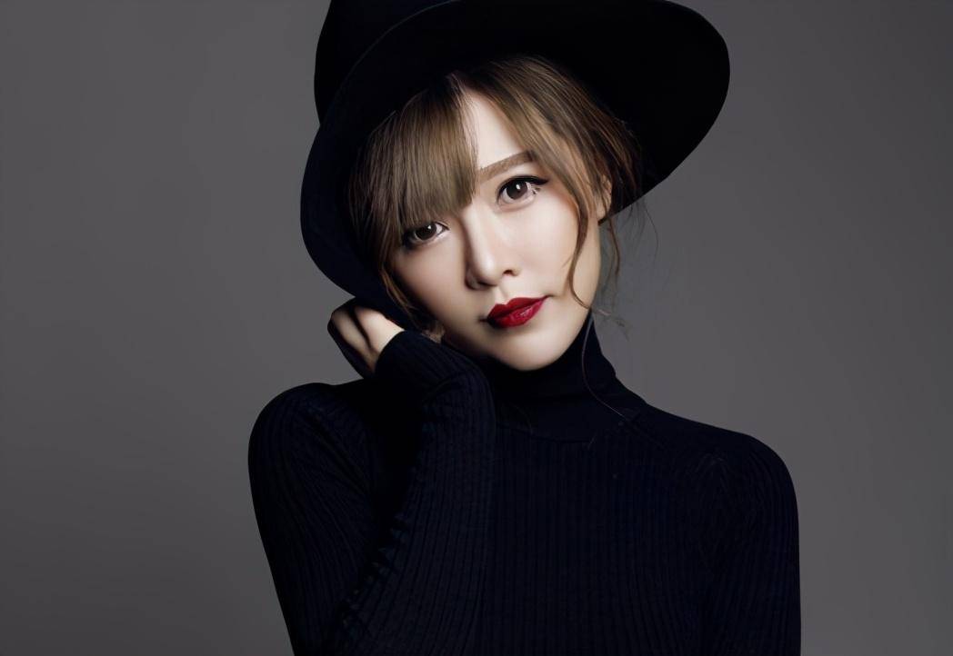 07年辱说军人是"看门狗",被武警甩巴掌的超女唐笑,如今怎样_母亲_前途