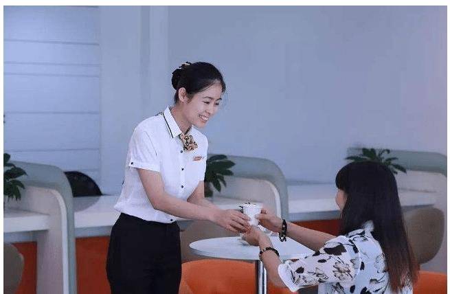 未来10年内，这5个志愿会更火爆，其中2个专业很冷门，有你专业吗