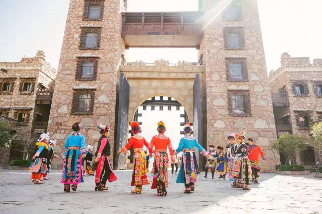 【中国古羌城】逛中国古羌城羌王官寨,揭开羌族神秘面纱!