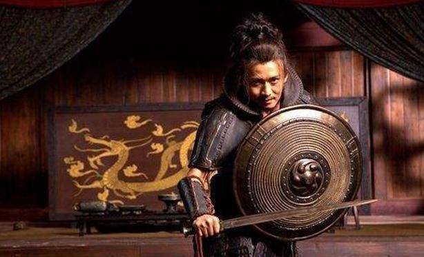 铁盾牌它不香么？为何中国古代盾牌多为木盾？只因铁盾没有实用性_铁皮_甲胄_战场
