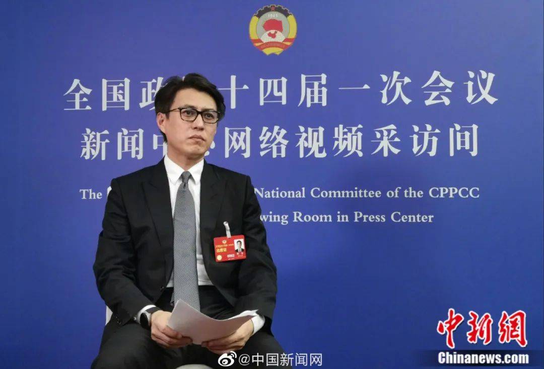 两会里的"文娱风向",靳东,甄子丹,冯远征怎么说?_提案_建议_明星