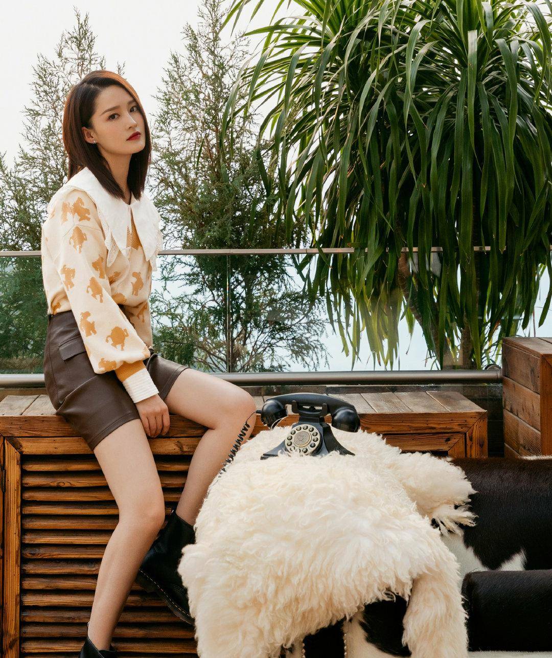 李沁"男友风"搭配潮流来袭!