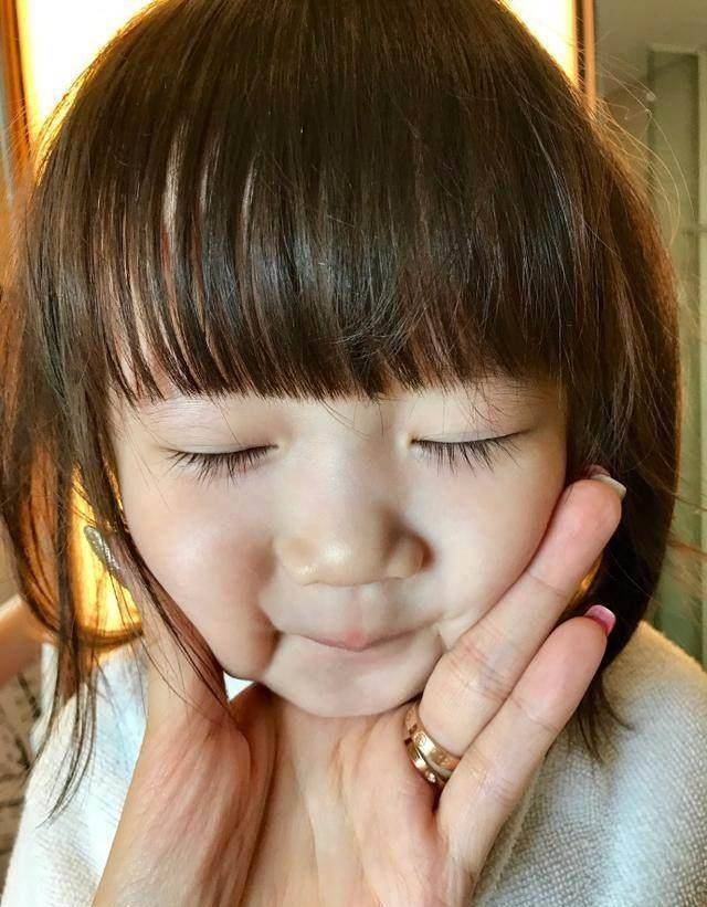 网友_漂亮_带着