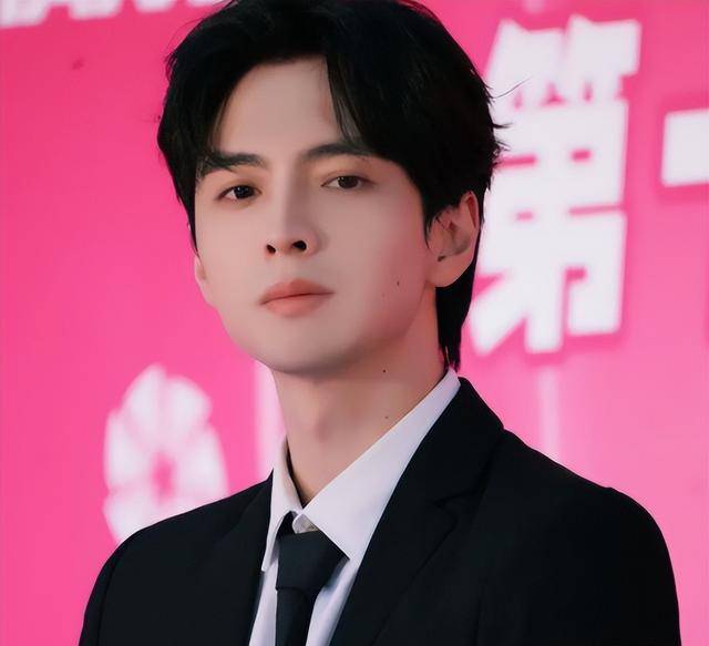 "我不爱乒乓,但证书是真的",蒲熠星被质疑学历,回应尽显坦荡_时间