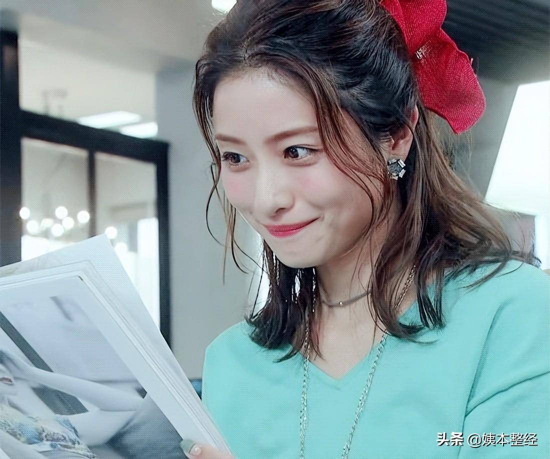 石原里美为什么给人特别可爱的感觉,有什么技巧吗?_下颌_变化_轮廓