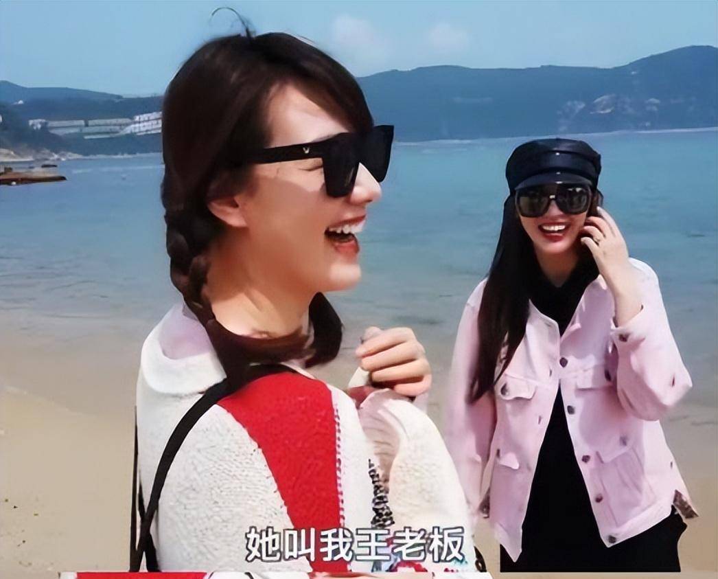 央视主持人王冠:与曹可凡传绯闻,被母亲催婚,39岁未婚也很幸福_节目