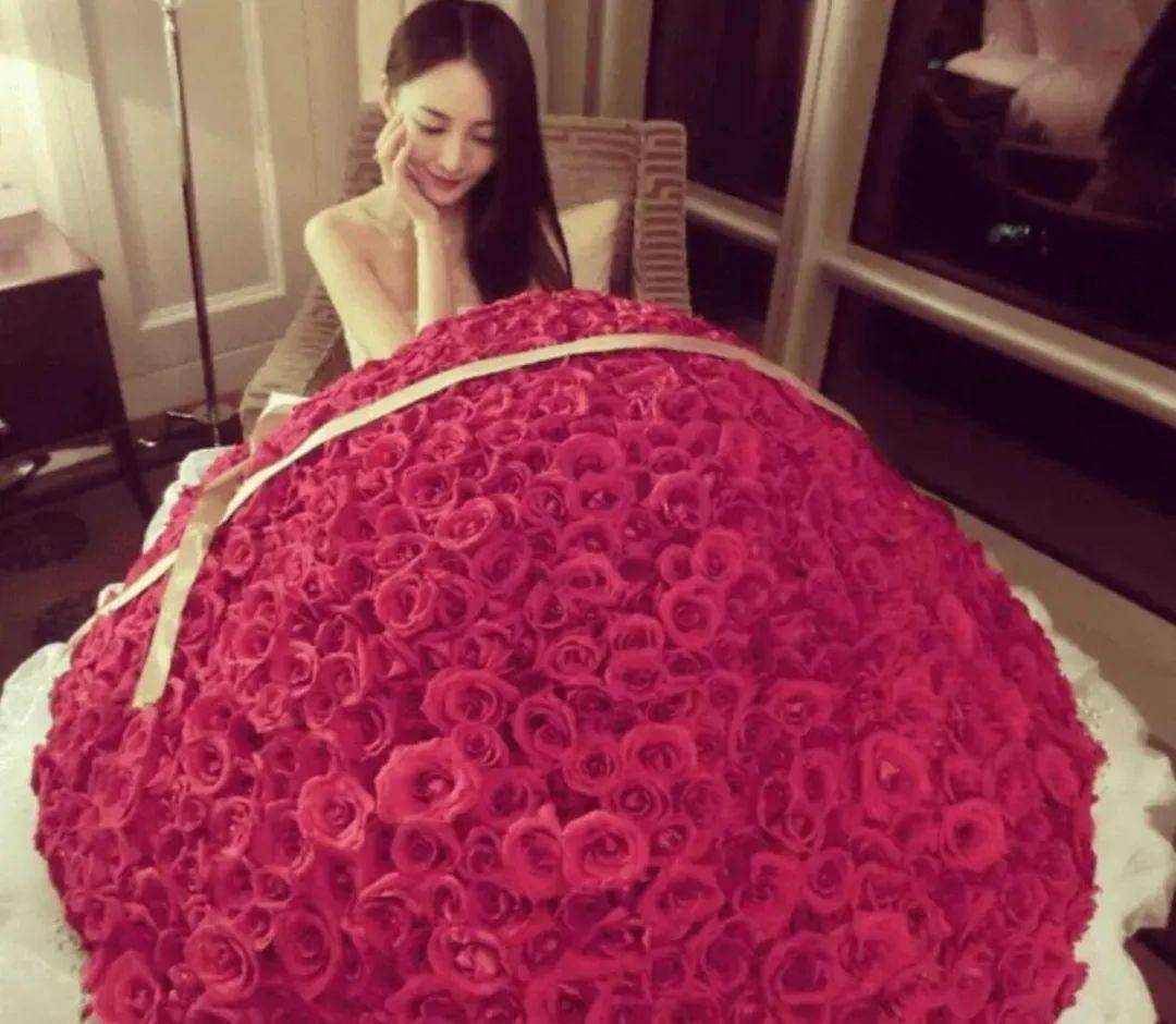 叶珂参加黄晓明家宴,这回是黄晓明高攀了亿万富姐?_照片_叶小姐_网友