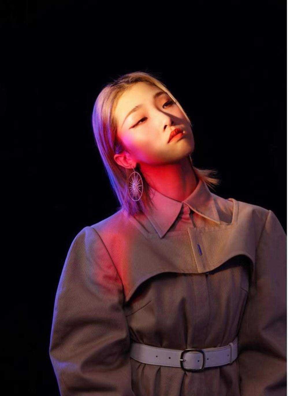 据yamy的粉丝爆料,yamy此举完全是因为受到了伤害.