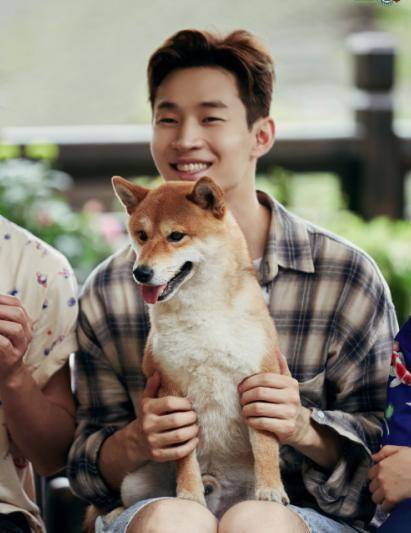 刘宪华回国,网传张艺兴或因腰伤暂退《向往》,网友态度出人意料_节目