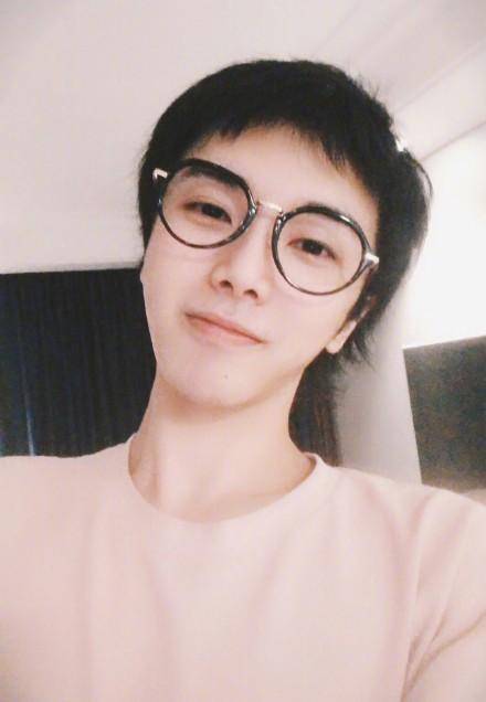 花花张碧晨,他们的女儿正脸照曝光,几乎是一比一复刻华晨宇_声音_音乐