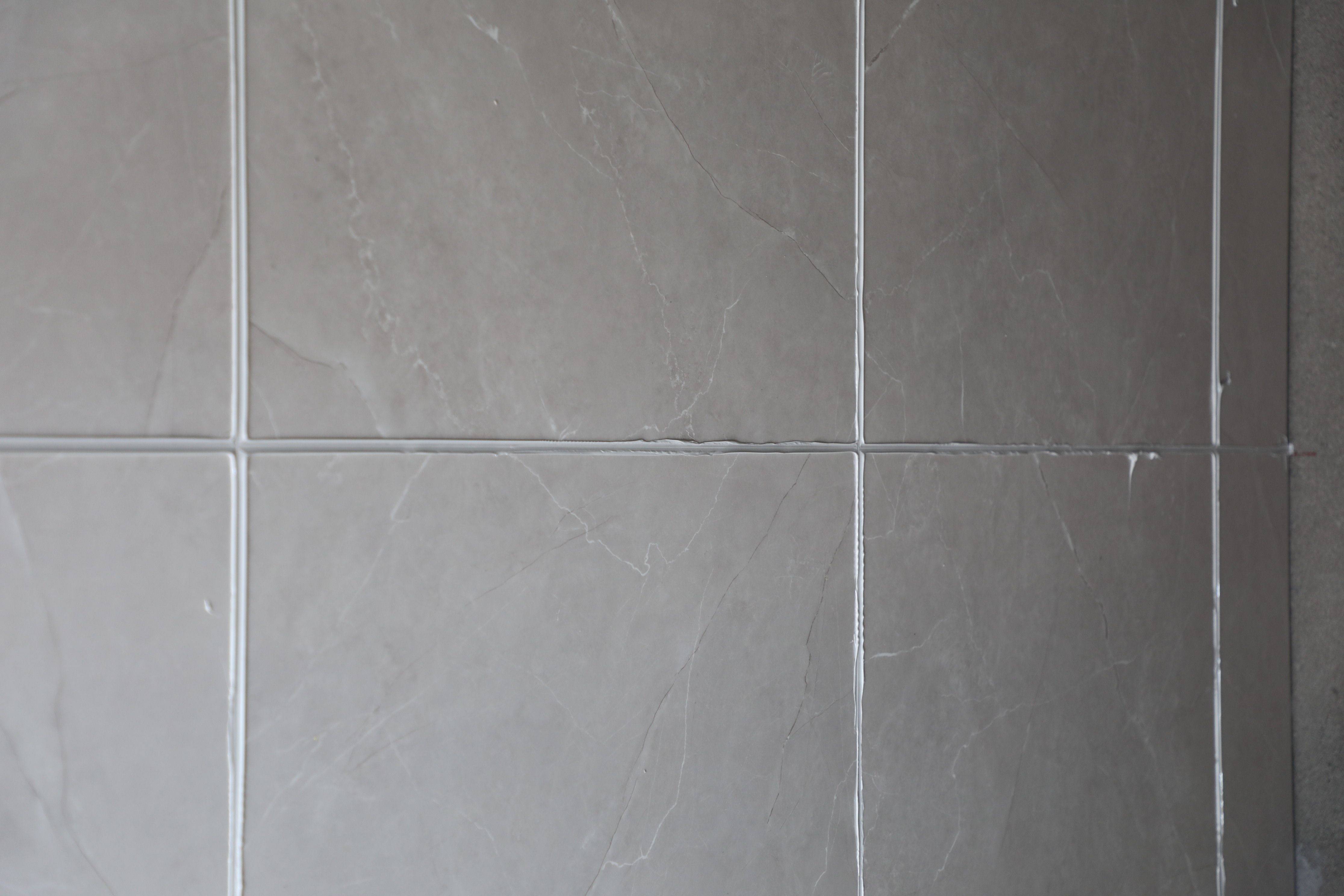 装修用填缝剂好,还是美缝剂好?有什么特点?_卫生间_瓷砖_水性