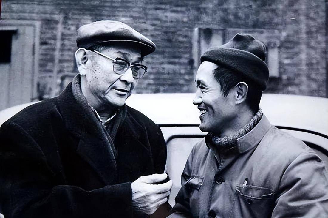 "金牌配角"牛犇:儿子也是演员,妻子去世前为何一直穿补丁衣服_谢添