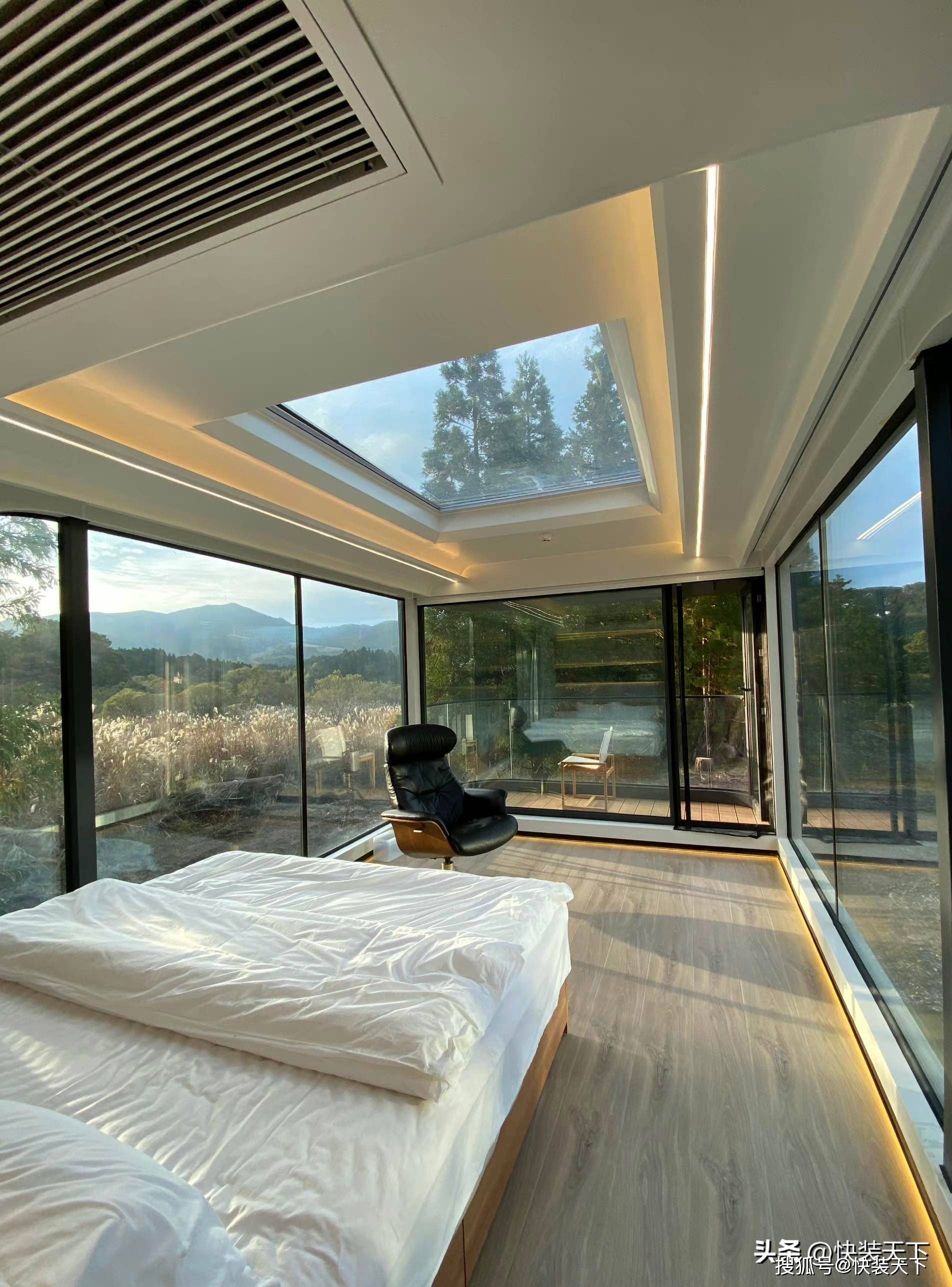 上海宽睿实业旗下莱茵阳光太空舱落地韩国济州岛马罗岛,助力海洋牧场