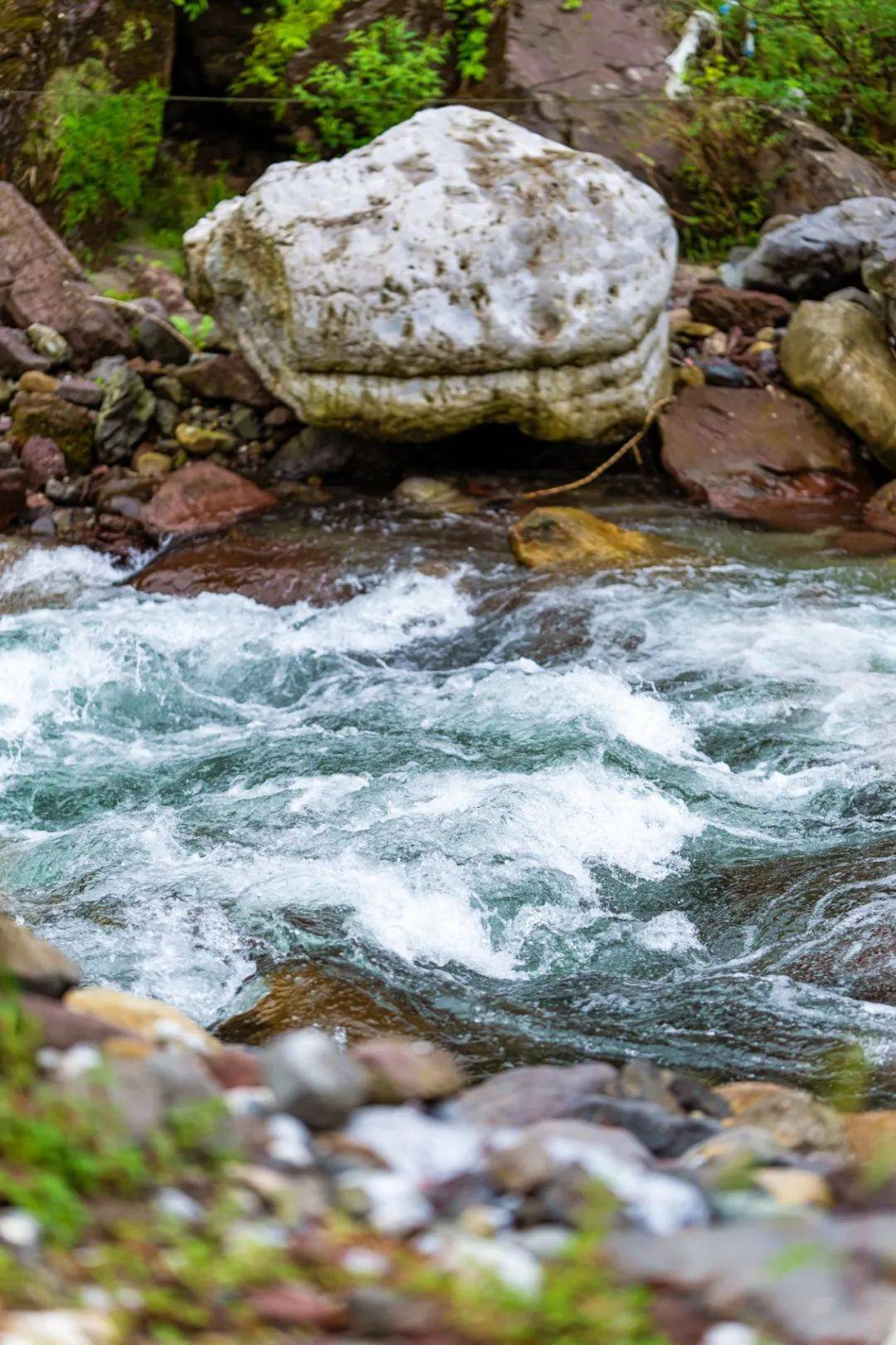 流水汩汩怎么读 来自搜狐网