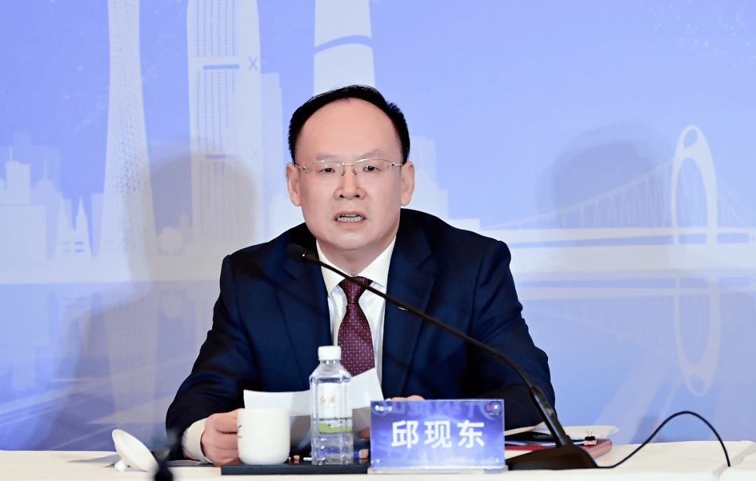 两会为汽车业划重点,看一汽如何构建新格局