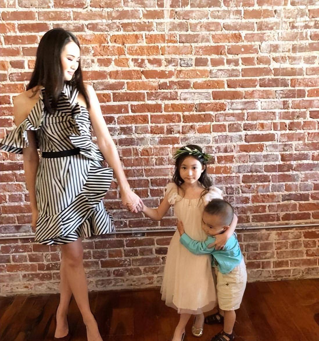 比赛失误跌倒,郭晶晶台下观摩_李安琪_弟弟_爸爸