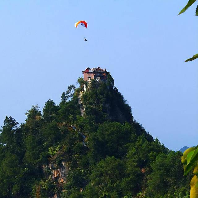 石笋山孔雀湖图片