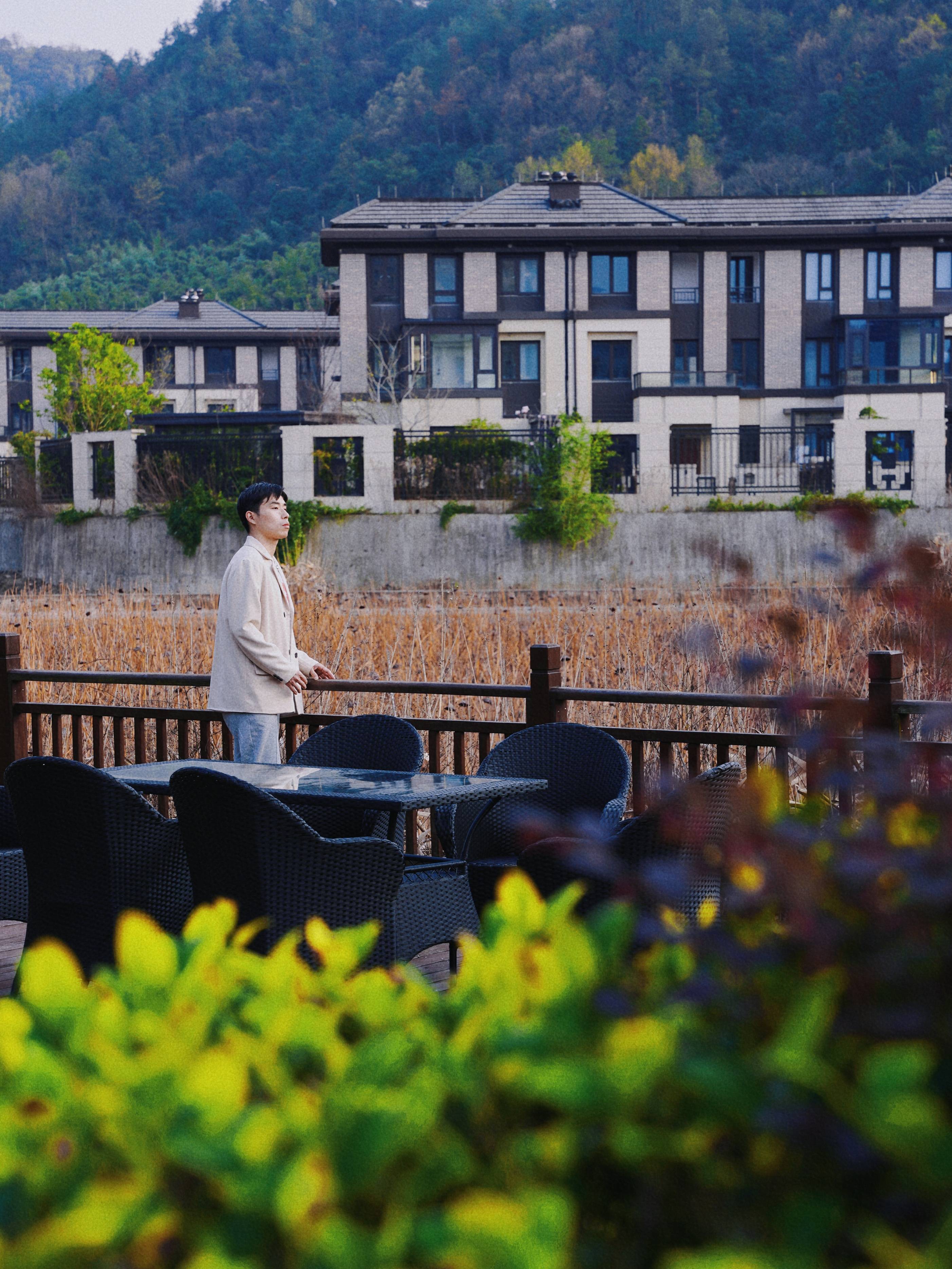 国内罕见山居庄园酒店 他就是德清莫干山尊蓝山居