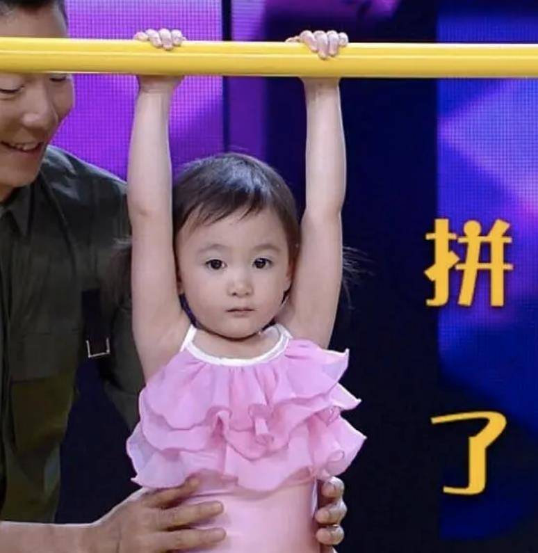 香港参赛,网友盼李小鹏女儿为国争光,亲妈备受争议_李安琪_体操_美国