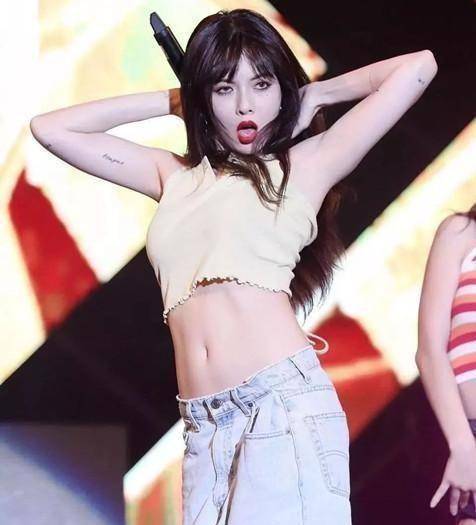 有一种裤子叫金泫雅的"老爹裤",松松垮垮却高级美,很迷人_金晓钟_体重