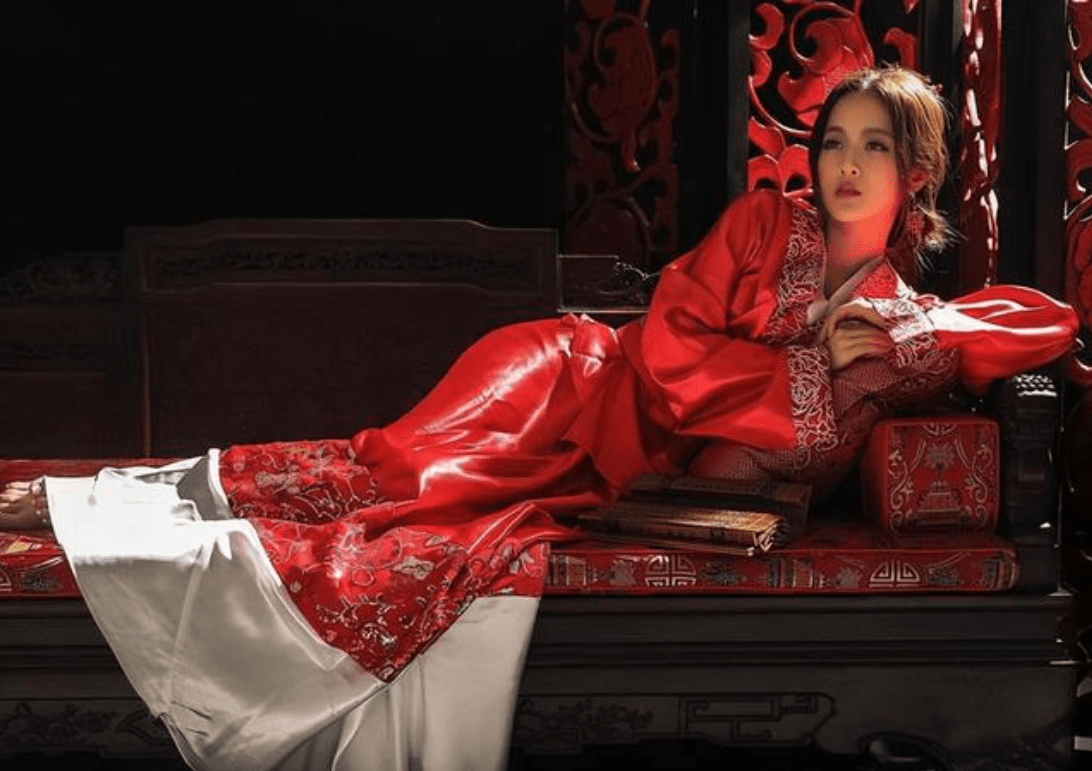 中国古代花魁衣服图片