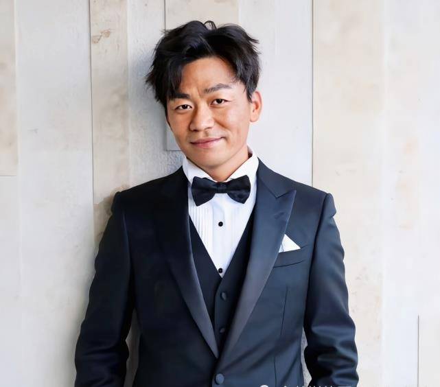 王宝强与女友地下车库亲密照曝光,网友居然为马蓉发声!