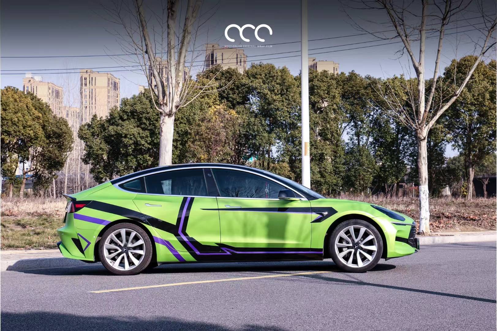 特斯拉 model 3漫彩改色膜渐变亚面赛道绿 yep拉花,出色更出彩_#meet