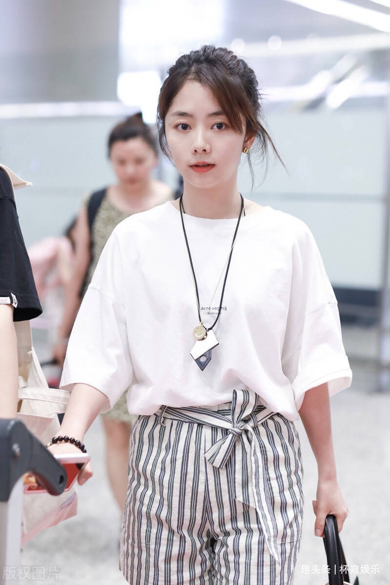 谭松韵_宋茜_女明星