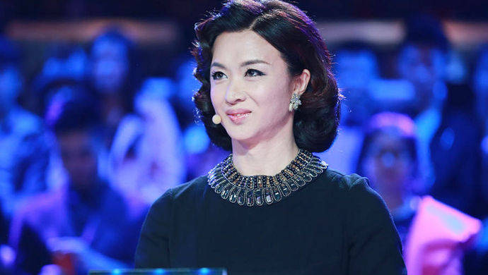 她是金星20年前的妻子,结婚后支持金星变性,如今两人姐妹相称!