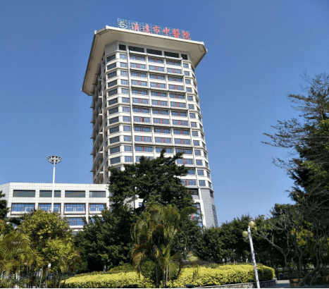 清远市中医院原院长冯伟勋东窗事发,名医沦为贪腐者,令人唏嘘不已!