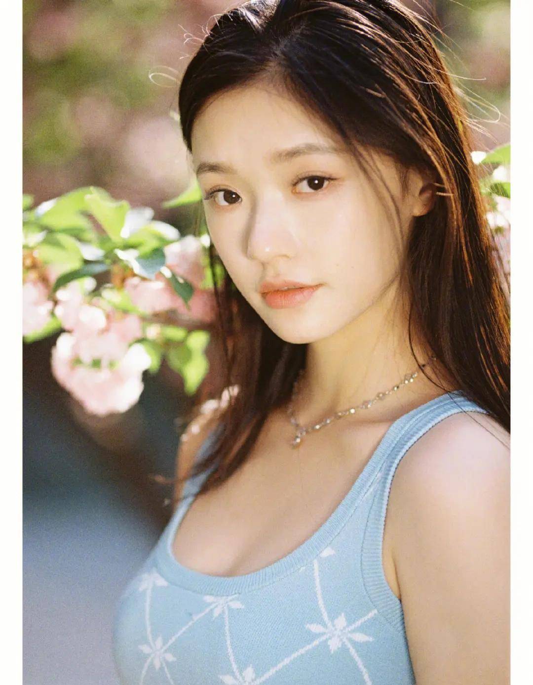 盘点内娱10大最美90后女明星,网友评论:一代新人换旧人_赵露思_李沁