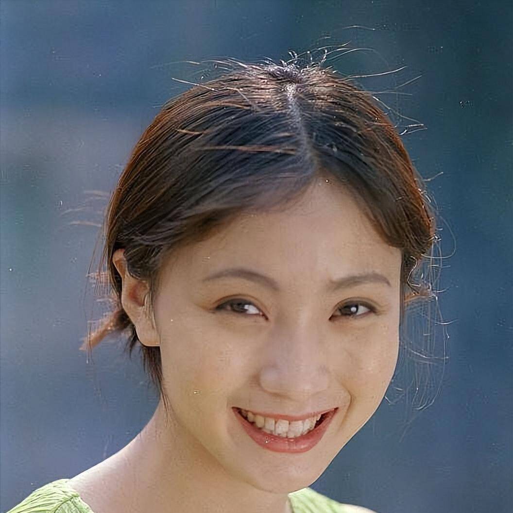 20岁出道,享受国家特殊津贴,网友:陶虹现在值得吗?_能力_履历_补贴