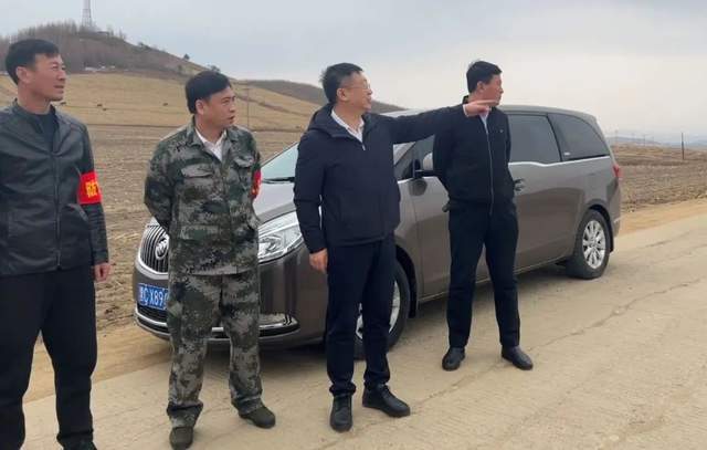 在刁翎镇,武广岐先后来到黑背村,双丰村,生产村等村