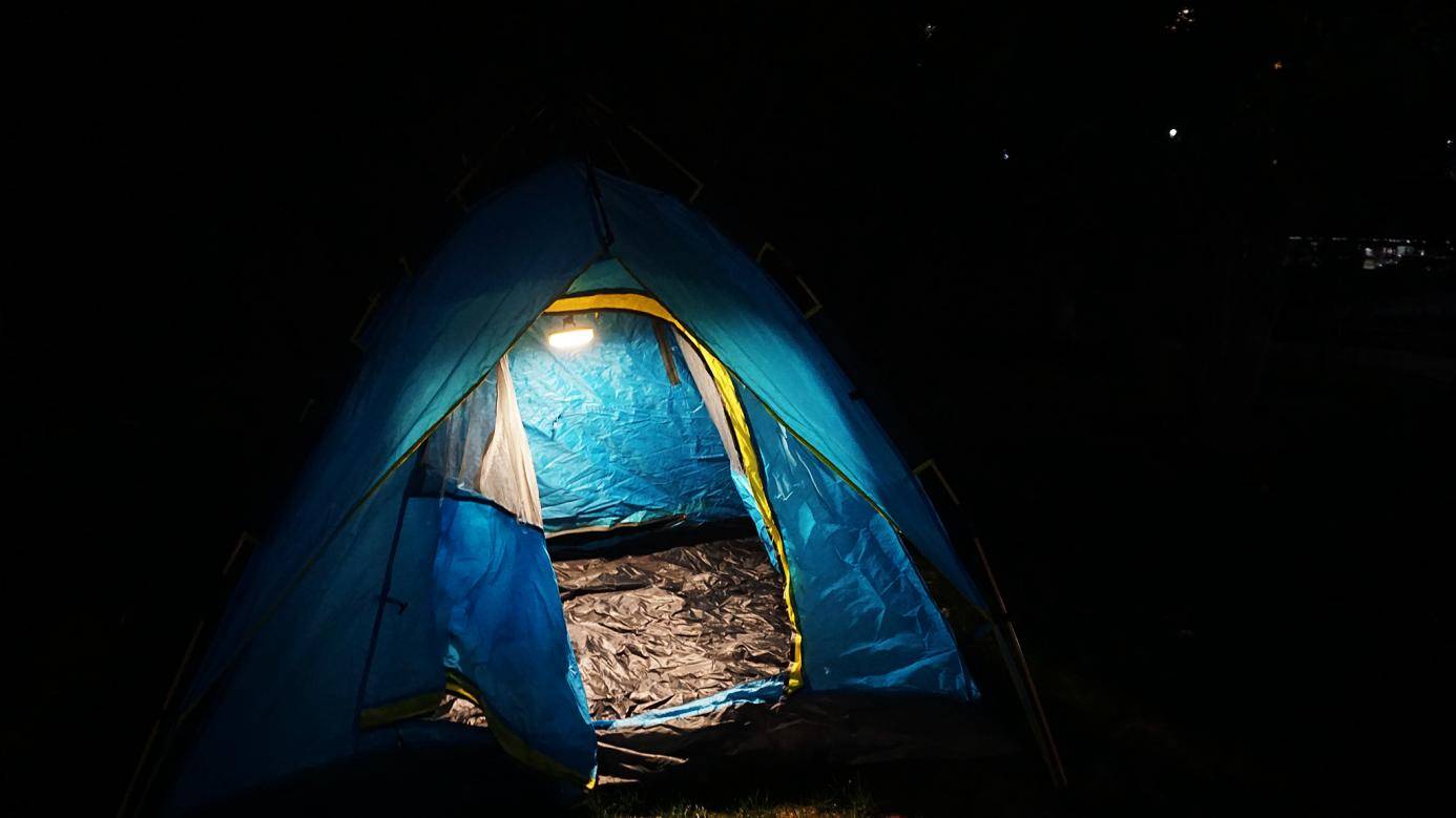 3秒快速收线，纳拓户外星河露营灯，让露营更简单快乐