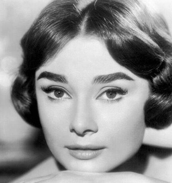 直击好莱坞国宝级女演员的旧照,集美貌与演技于一身,惊艳众人_电影