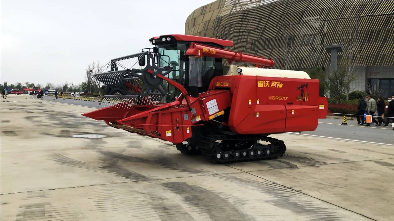 科技赋能 大国粮安 | 潍柴雷沃智慧农业开出中原增产增收"粮方"_农机