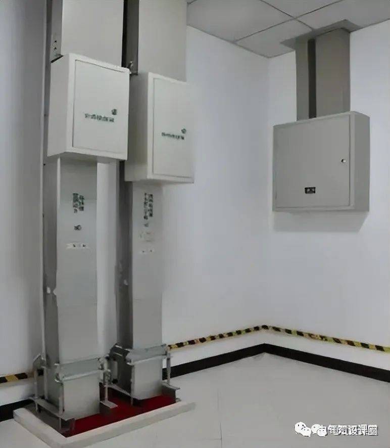 配电箱与桥架连接处如何做?