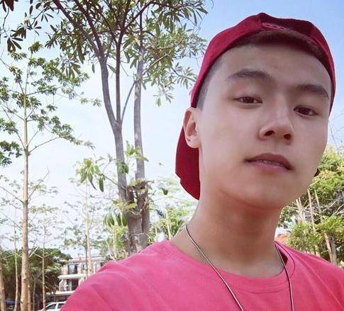 《变形计》14年,与爷爷相依为命的丫头离去,富二代做法暖人心_王晨正