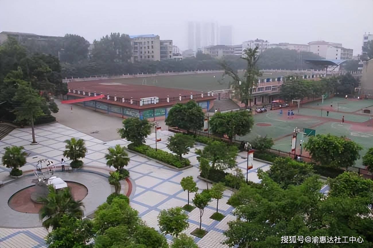 重庆市潼南中学校:如何培养出清华北大的高分考生_教育_办学_历史