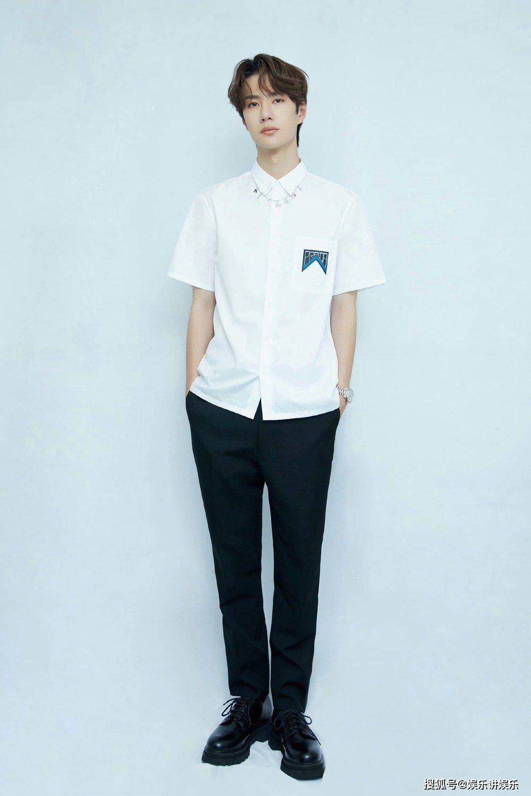 王一博团队组成太垃圾,后援会发文向乐华诉求,网友:过于理想化_因为