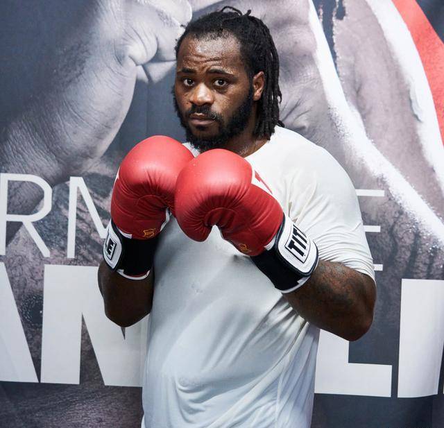 对手富兰克林狂减24磅体重,堪称出现八块腹肌_赫恩_感觉_体格