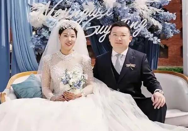 国乒28岁名将宣布结婚,曾横扫伊藤美诚,刘国梁祝福_顾玉婷_球迷_陈梦
