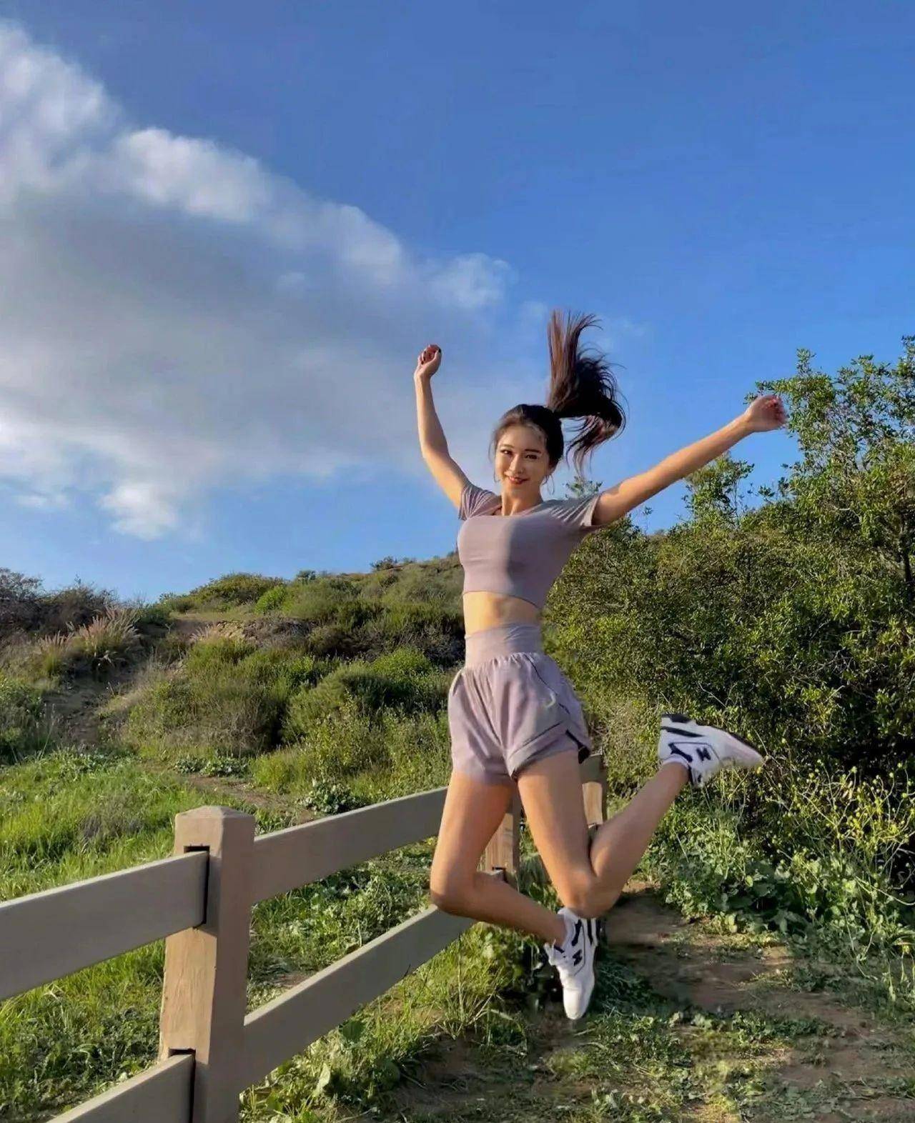 "nba最美女主播"周玲安!这颜值,这身材,你有没有被惊艳到?