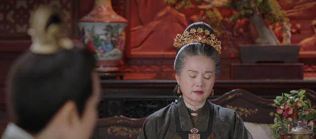 《锦心似玉》二嫂私会被撞破,三点细节:十一娘亲的伤与她有关_母亲