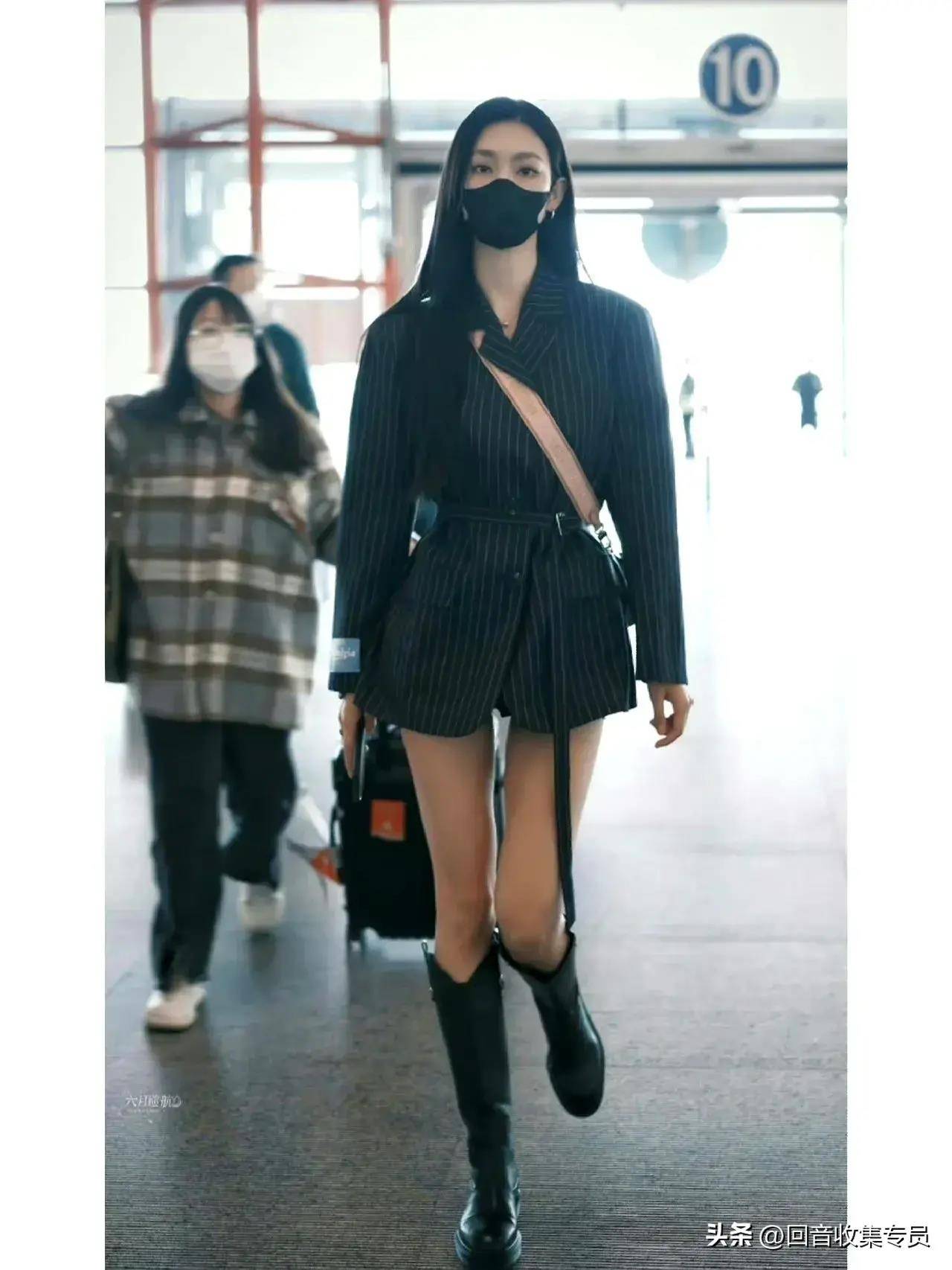 截止今晨,已经有四位姐姐到达长沙!分别是曾可妮,陈冰,刘雅瑟,秋瓷炫!